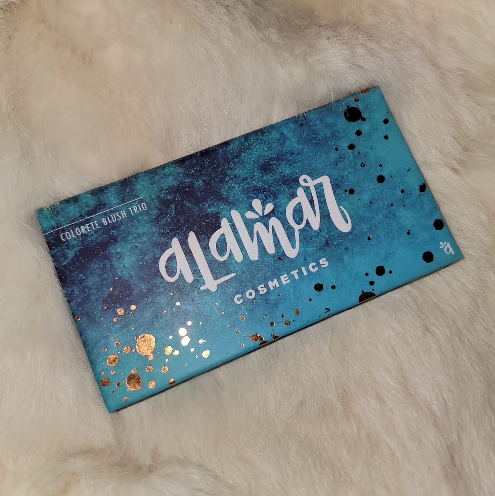Alamar cosmetics fair/light blush trio